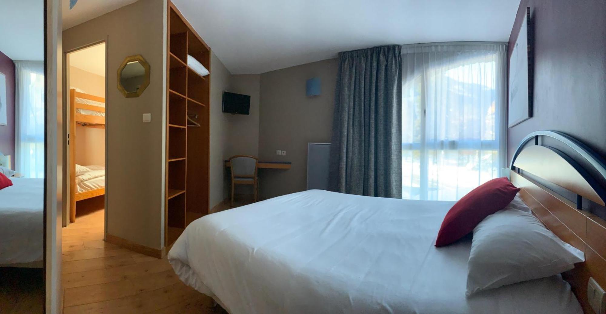 Hotel Les Arches Сен-Лари-Сулан Экстерьер фото